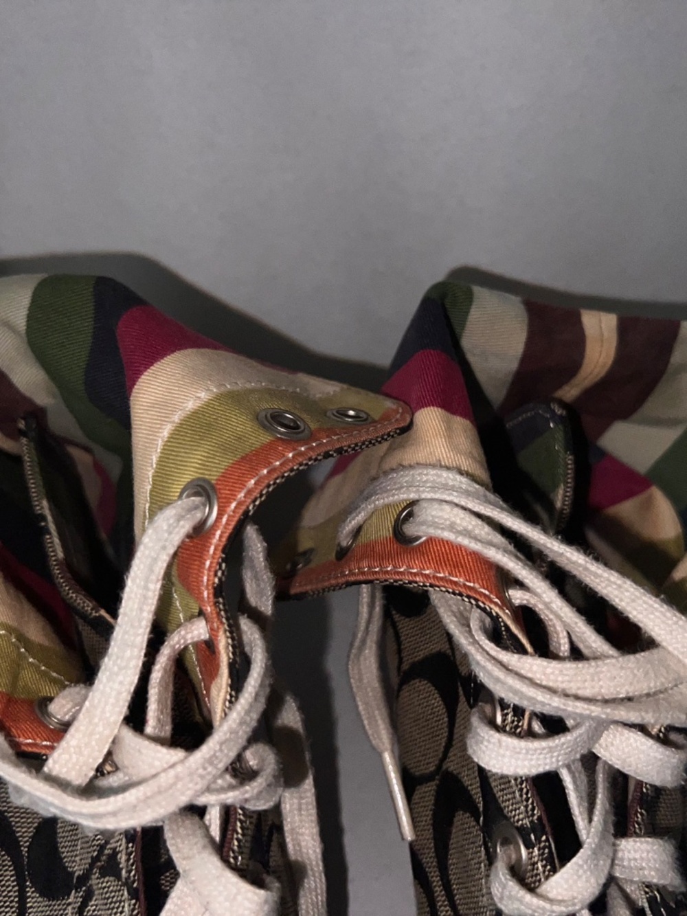 Coach logo high tops sneakers size 7.5 - Picture 3 of 13